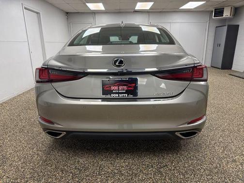 2019 Lexus ES 350 Base