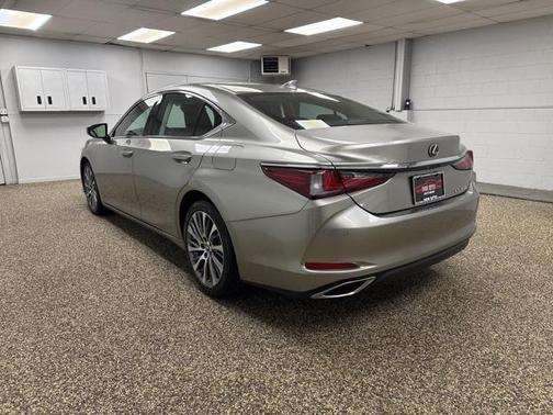 2019 Lexus ES 350 Base
