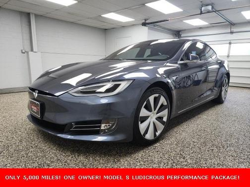 2020 Tesla Model S Performance