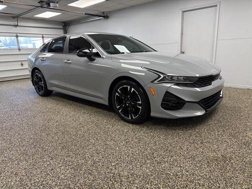 2022 Kia K5 GT-Line