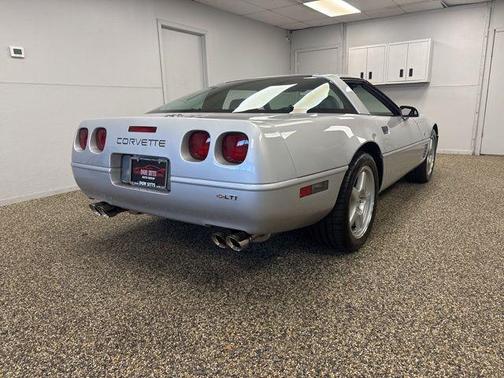 1996 Chevrolet Corvette Base