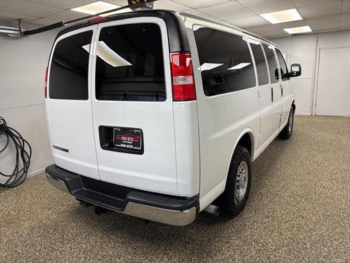 2019 Chevrolet Express 2500 LT