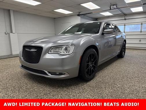 2015 Chrysler 300 Limited