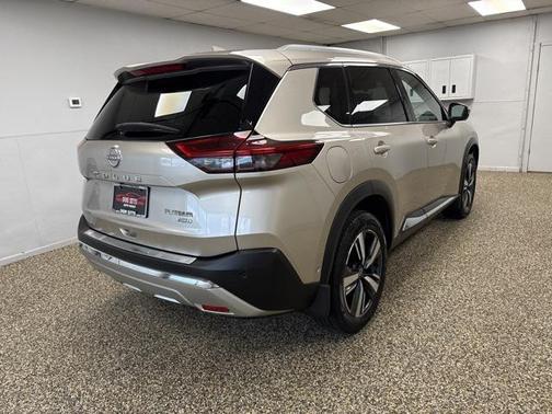 2022 Nissan Rogue Platinum