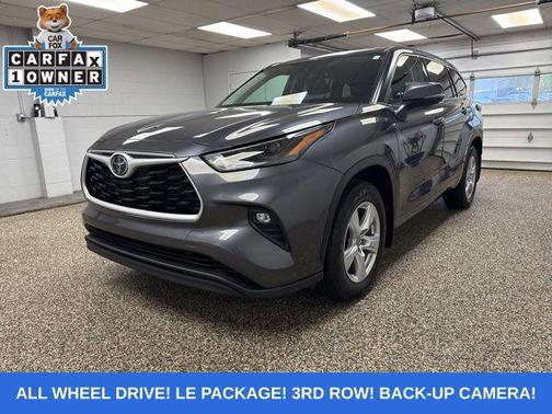 Magnetic Gray Metallic 2022 Toyota Highlander LE