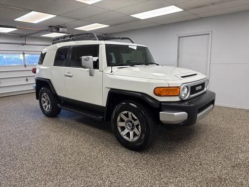 2014 Toyota FJ Cruiser Base
