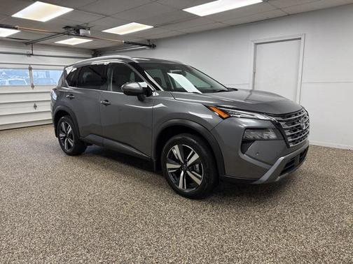 2024 Nissan Rogue SL