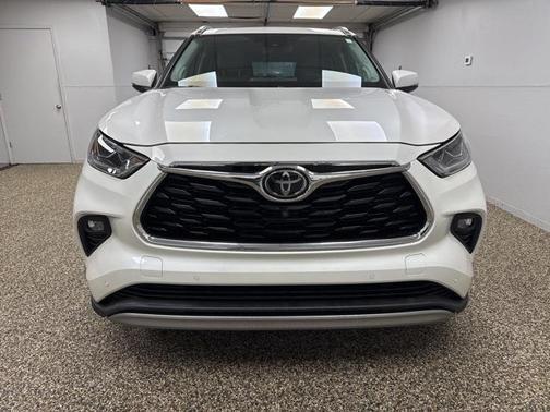 2020 Toyota Highlander Platinum
