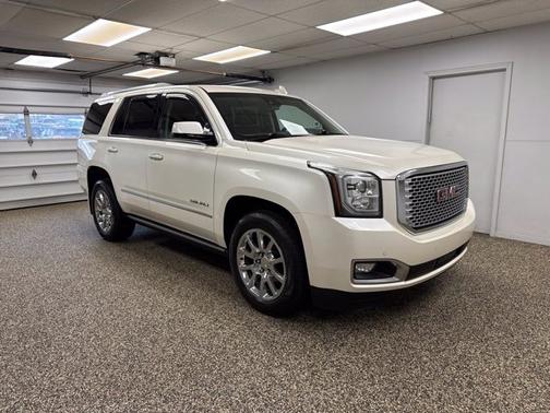 White Diamond Tricoat 2015 GMC Yukon Denali