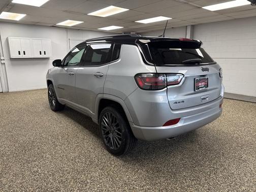 Billet Silver Metallic Clearcoat 2023 Jeep Compass High Altitude