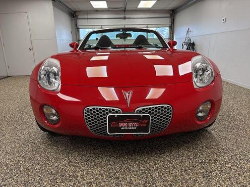 2008 Pontiac Solstice Base