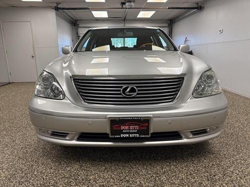2004 Lexus LS 430 Base