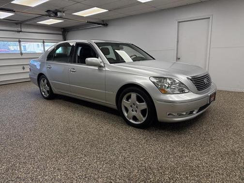 2004 Lexus LS 430 Base
