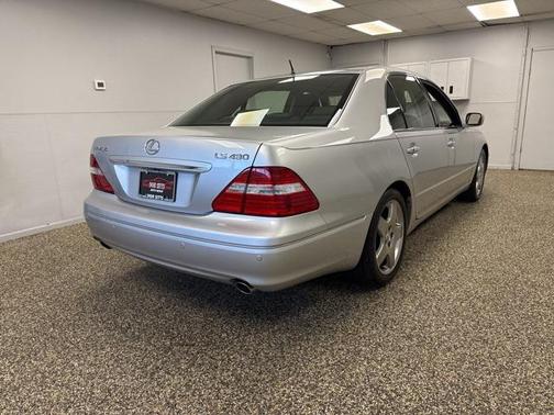 2004 Lexus LS 430 Base