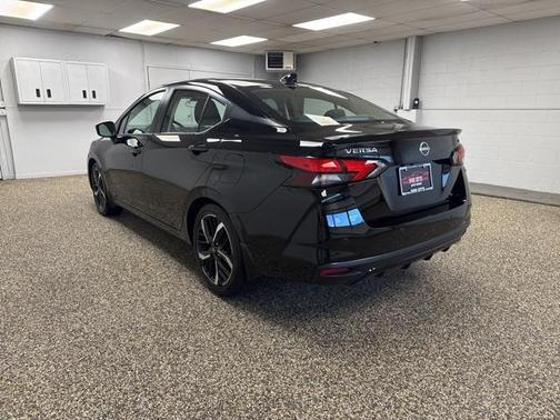 2023 Nissan Versa 1.6 S