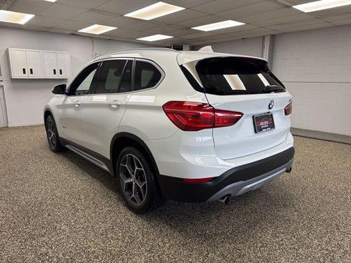 Alpine White 2017 BMW X1 xDrive 28i