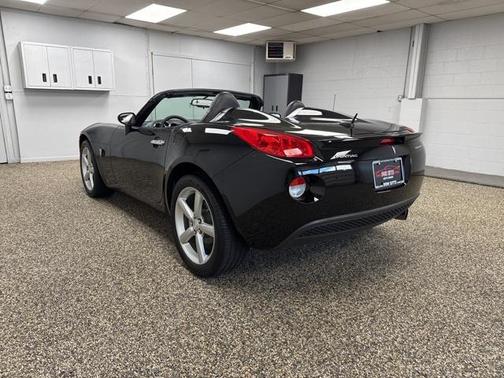 2009 Pontiac Solstice Base