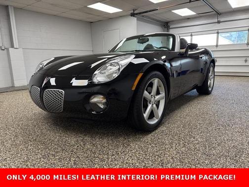 2009 Pontiac Solstice Base