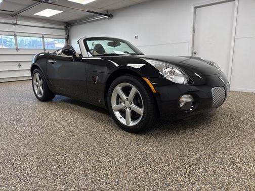 2009 Pontiac Solstice Base