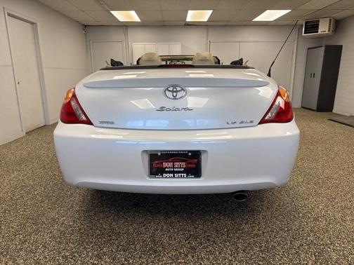 2006 Toyota Camry Solara SLE V6