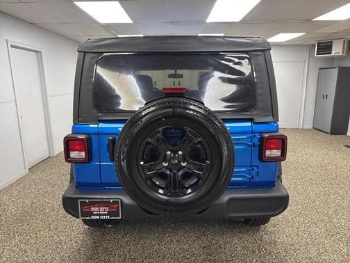 2022 Jeep Wrangler Sport S