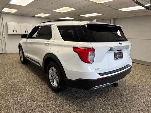 Star White Metallic Tri-Coat 2020 Ford Explorer XLT