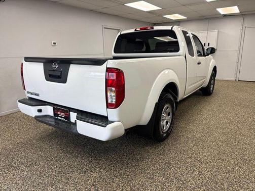 Glacier White 2017 Nissan Frontier S