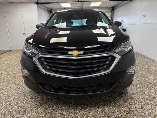 Mosaic Black Metallic 2021 Chevrolet Equinox LS