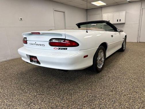 Arctic White 1996 Chevrolet Camaro Z28