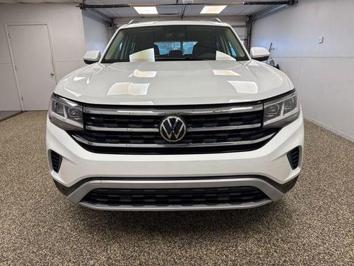 2022 Volkswagen Atlas 3.6L SE w/Technology