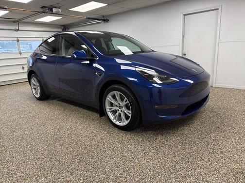 2024 Tesla Model Y Long Range Dual Motor All-Wheel Drive