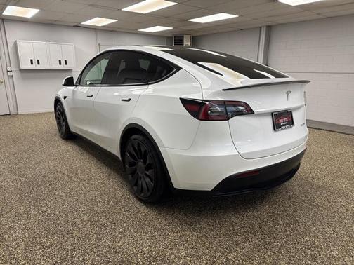 2022 Tesla Model Y Performance Dual Motor All-Wheel Drive