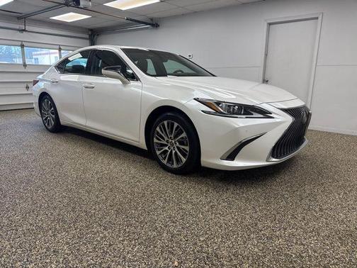 2019 Lexus ES 350 Base