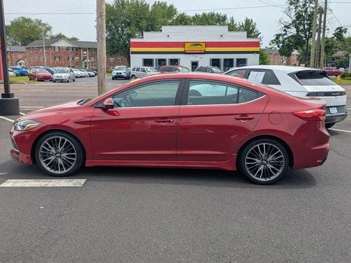 2018 Hyundai ELANTRA Sport