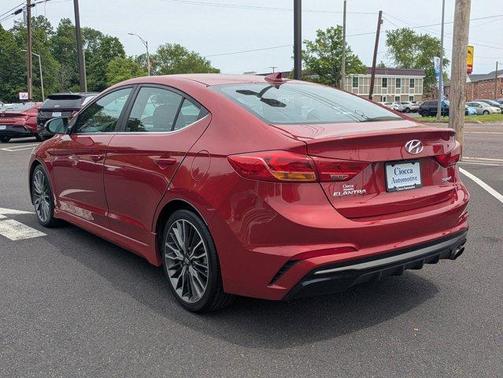 2018 Hyundai ELANTRA Sport