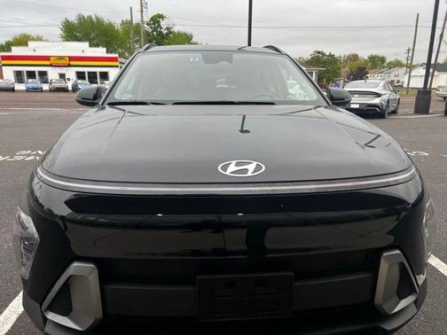 Black 2024 Hyundai KONA SEL