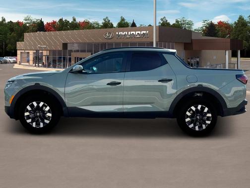 2025 Hyundai SANTA CRUZ SEL Activity