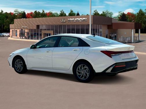 2025 Hyundai ELANTRA HEV Blue