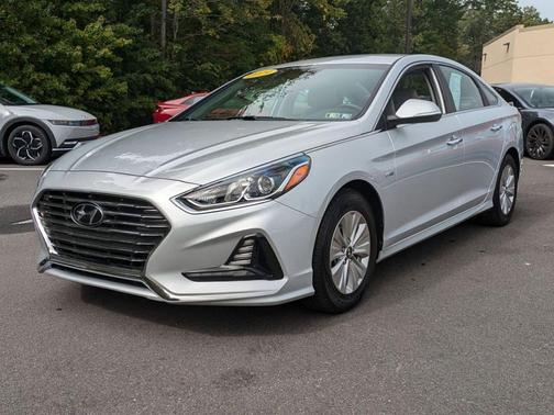 2019 Hyundai SONATA Hybrid SE