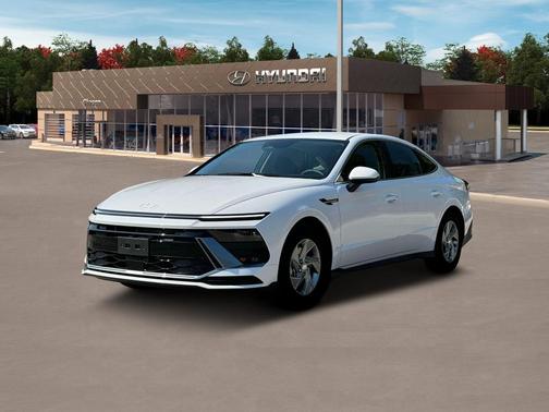 2025 Hyundai SONATA SE