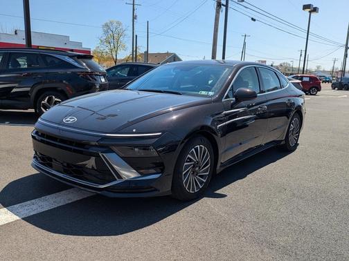 2024 Hyundai SONATA Hybrid SEL