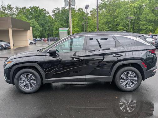 2024 Hyundai TUCSON Hybrid Blue
