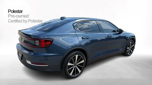 2022 Polestar 2 Long range Dual motor - AWD - Plus,Pilot