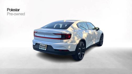 2025 Polestar 2 Long range Dual motor with Performance pack - AWD - Plus,Pilot,Performance