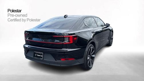 2022 Polestar 2 Long range Dual motor - AWD - Plus,Pilot