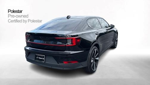 2022 Polestar 2 Long range Dual motor - AWD - Plus,Pilot