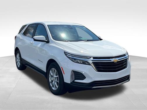 Summit White 2024 Chevrolet Equinox LT