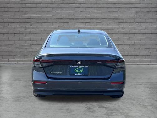 Meteorite Gray Metallic 2025 Honda Accord SE