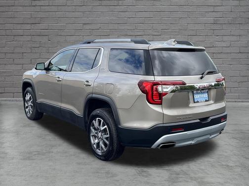 Light Stone Metallic 2023 GMC Acadia SLT