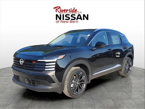 Super Black 2025 Nissan Kicks SR